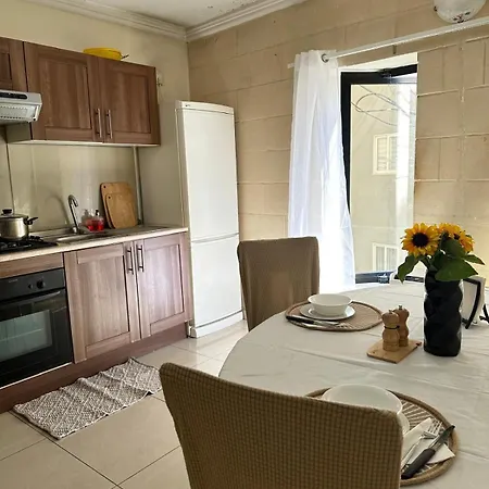 Perfect 2 Bedroom In St Julian