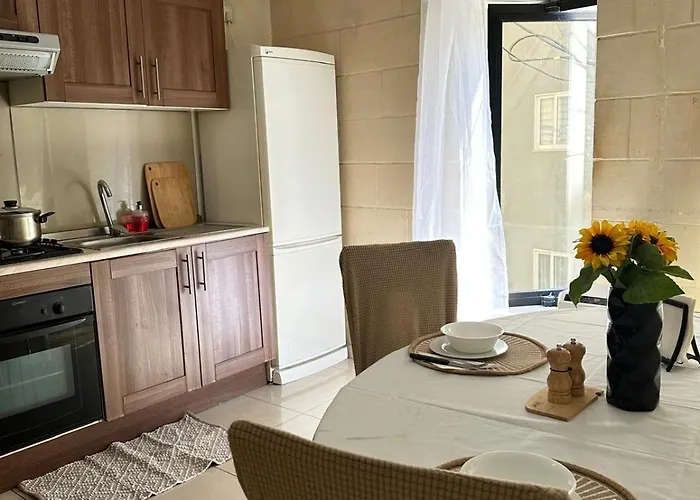 Perfect 2 Bedroom In St Julian